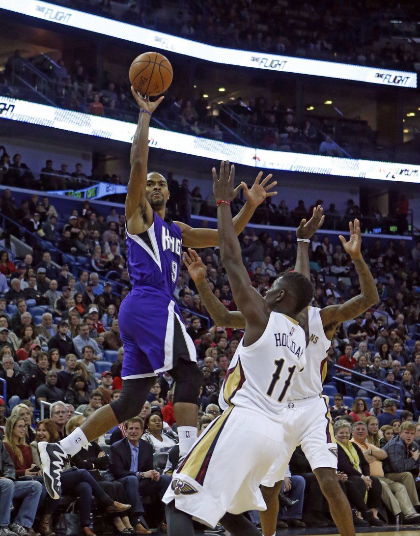 Cousins y Kings derrotan a Pelicans
