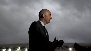 Infantino y príncipe Alí reciben endosos en Africa