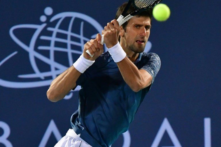 Djokovic gana por cuarta vez el torneo de exhibición de Abu Dabi