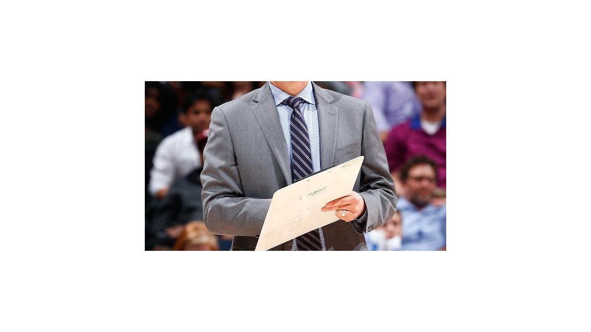 Budenholzer, de los Hawks, elegido mejor técnico del año en la NBA