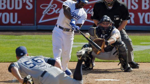 Rollins pega jonrón de 3 carreras; Dodgers vencen a Padres