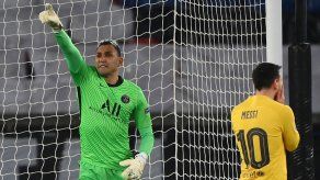 El PSG a cuartos de Champions tras empatar 1-1 con el Barcelona