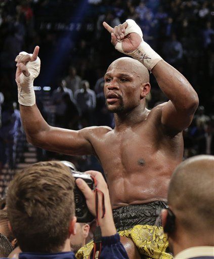 Floyd Mayweather Jr. se enfrentará al argentino Marcos Maidana en mayo
