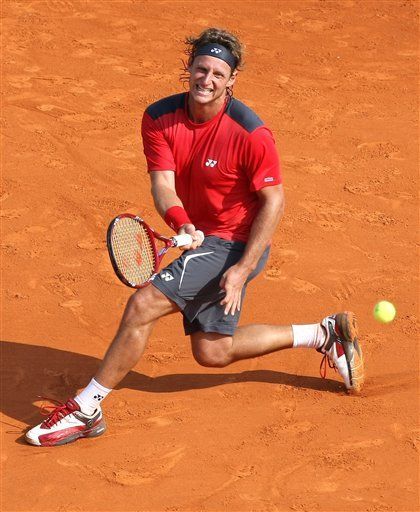 Desgarro en la pierna impide a Nalbandian jugar dos torneos