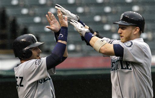 MLB: Marineros, 12, Indios 6, 7 innings; Seattle gana con lluvia
