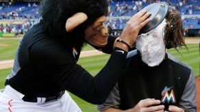 Peters luce en 6 innings; Marlins blanquean a Cachorros
