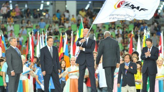 Francia emite órdenes de arresto contra 2 exdirigentes del atletismo ruso