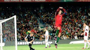 Con 2 de Cristiano Portugal golea