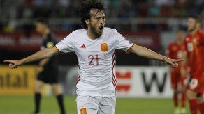 España gana en Macedonia y sigue de líder de grupo