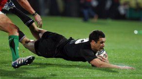 Nueva Zelanda vence a Gales en rugby 42-9