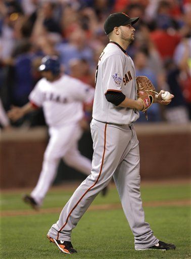 Serie Mundial: Texas recupera la pólvora y se acerca 2-1