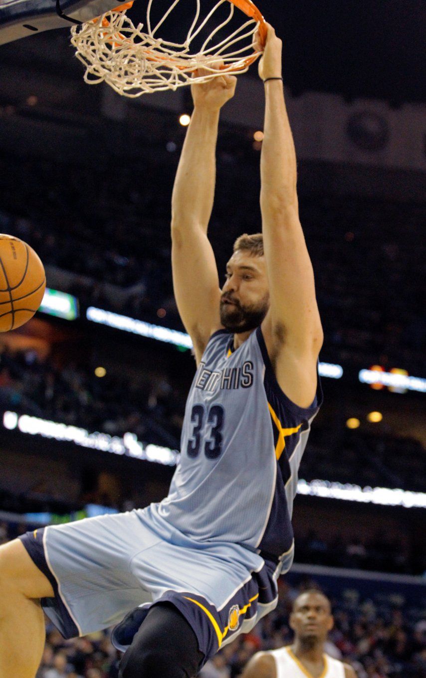 Grizzlies vienen de abajo y vencen a Pelicans