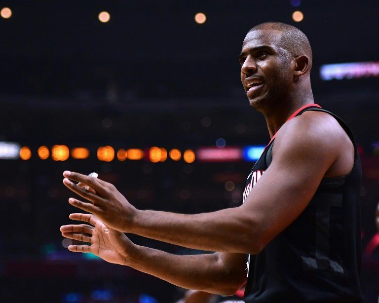 Harden y Paul mantienen a los Rockets en pugna por la cabeza del Oeste