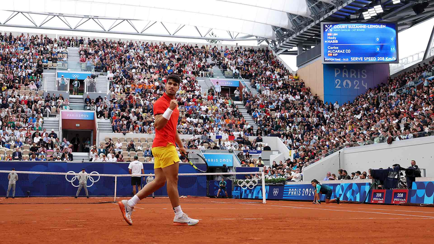 París 2024: Carlos Alcaraz y Novak Djokovic iniciaron con victoria