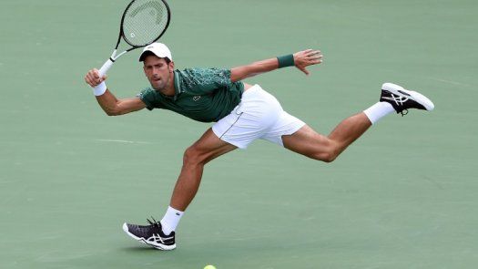 Djokovic abre con buen paso el Masters 1000 de Toronto