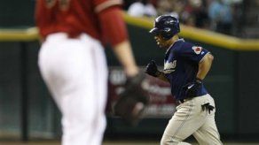 MLB: Padres 10 Diamondbacks 1; Hairston anota 4