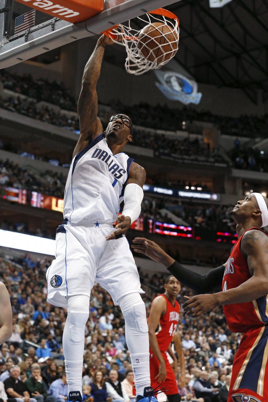 Dallas acaba la racha de 5 victorias de Pelicans