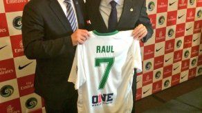 Raúl encuentra su lugar en el Cosmos de NY