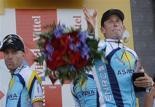 Armstrong responde al ex director del Tour de Francia