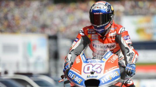 Dovizioso domina los primeros ensayos libres de MotoGP en Silverstone