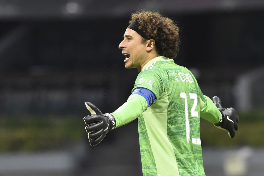 México pierde puntos en el Azteca.