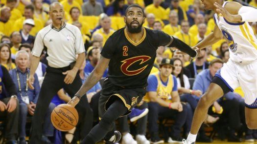 Irving pasa a los Celtics y Cavs se quedan con Thomas