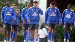 Mundial: Brasil busca la clave para ganar en Montevideo