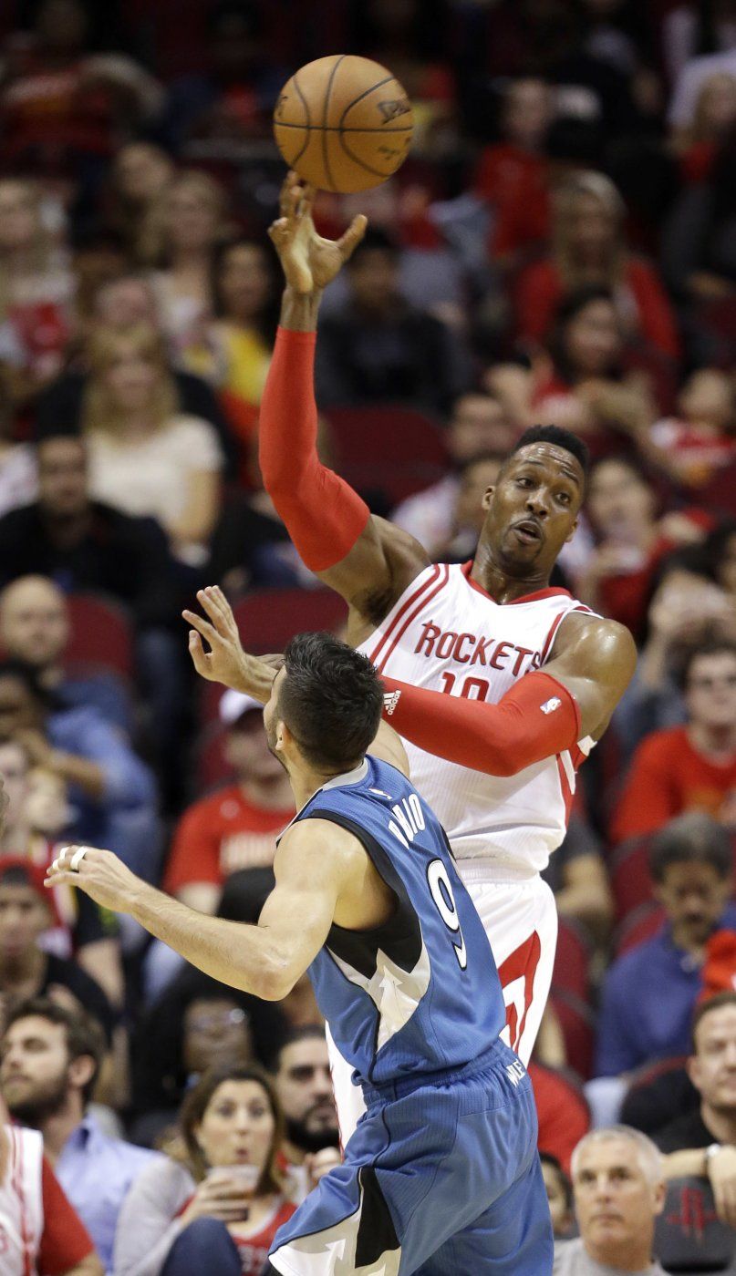 Harden comanda triunfo de Rockets ante Twolves