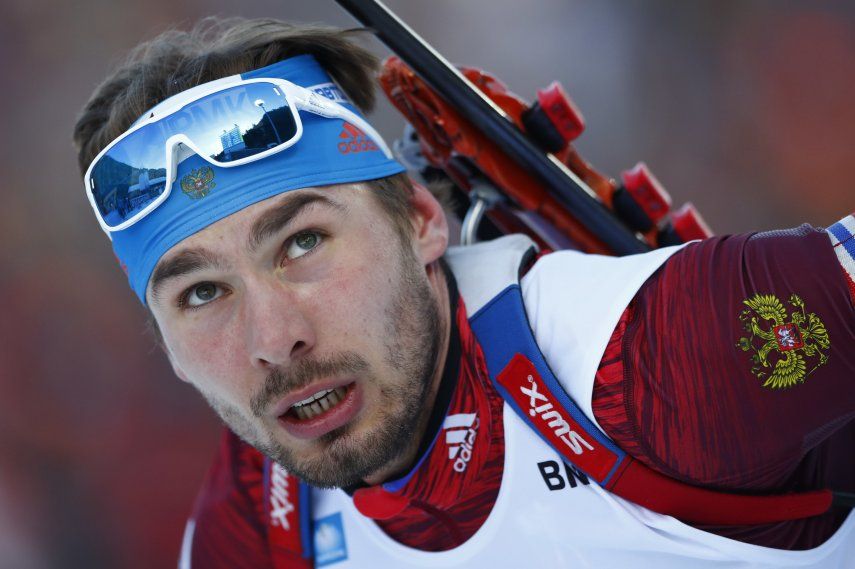 Se retira campeón ruso de biatlón tras casos de dopaje