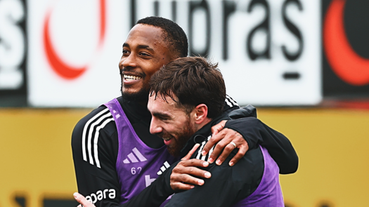 Michael Amir Murillo con su primera titularidad en el Besiktas Michael Amir Murillo con su primera titularidad en el Besiktas