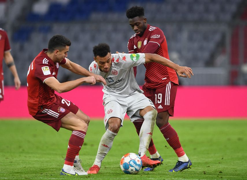 El Bayern Múnich venció al Mainz y sigue como líder de la Bundesliga