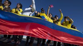 Colombia: Mejía sufre golpe en amistoso