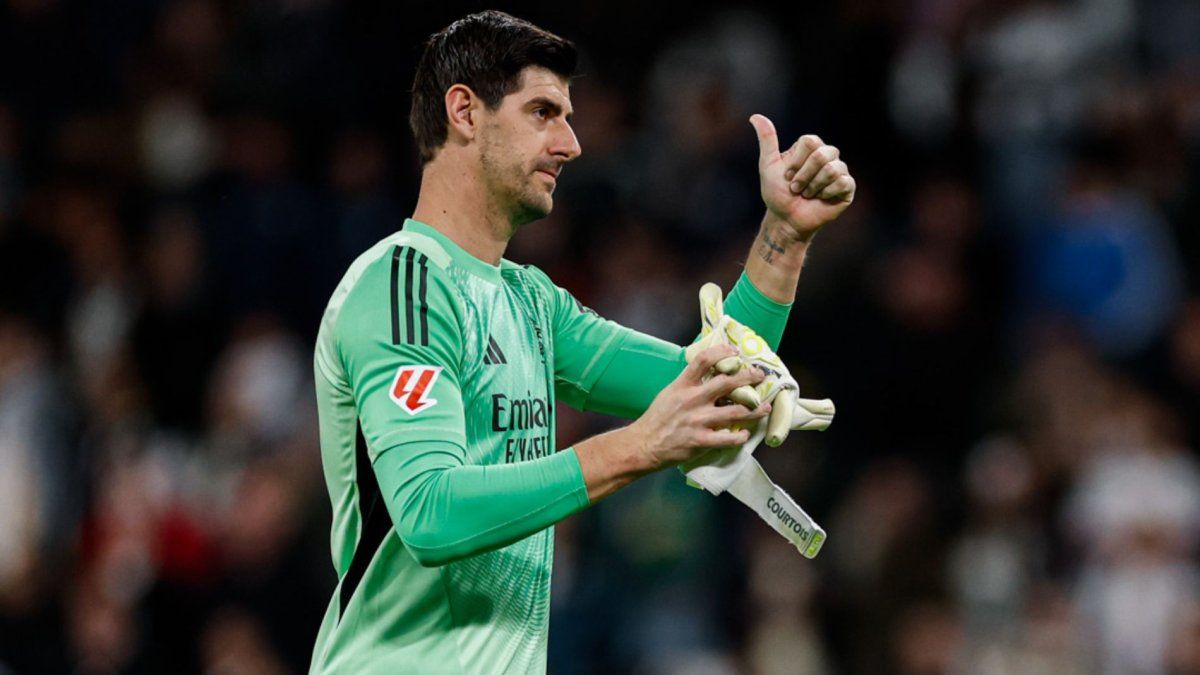 &nbsp;ThIbaut Courtois regresó a entrenar con el Real Madrid