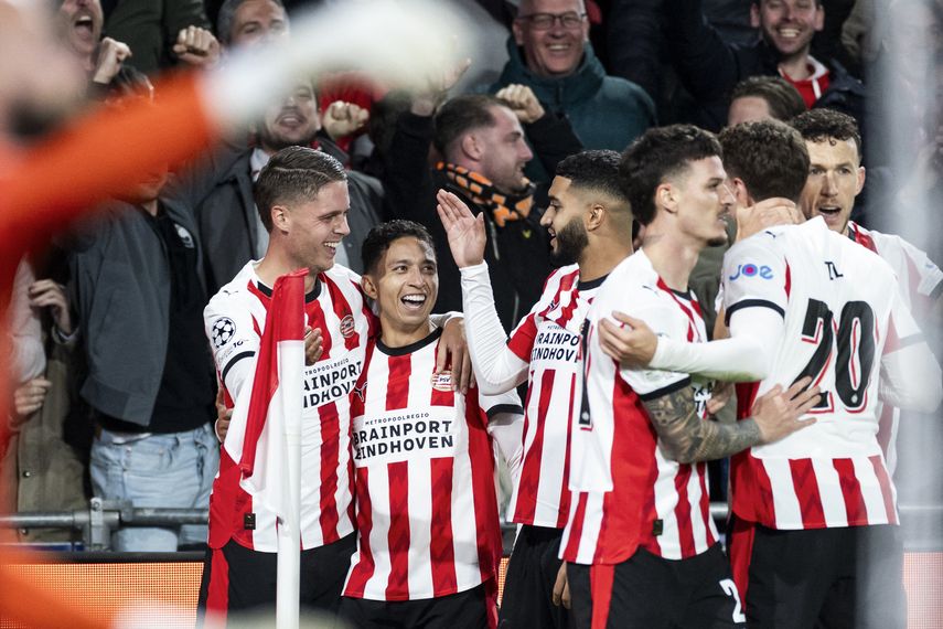 Champions League: El PSV logra primera victoria ante el Napoli