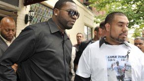 Ortiz y Canó asisten a velatorio del ex lanzador José Lima en NY