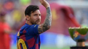 Messi se lesiona en su primer entrenamiento con el Barcelona; no viaja a USA