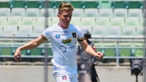El defensa David Álvarez jugará en la LPF con el CD Universitario.