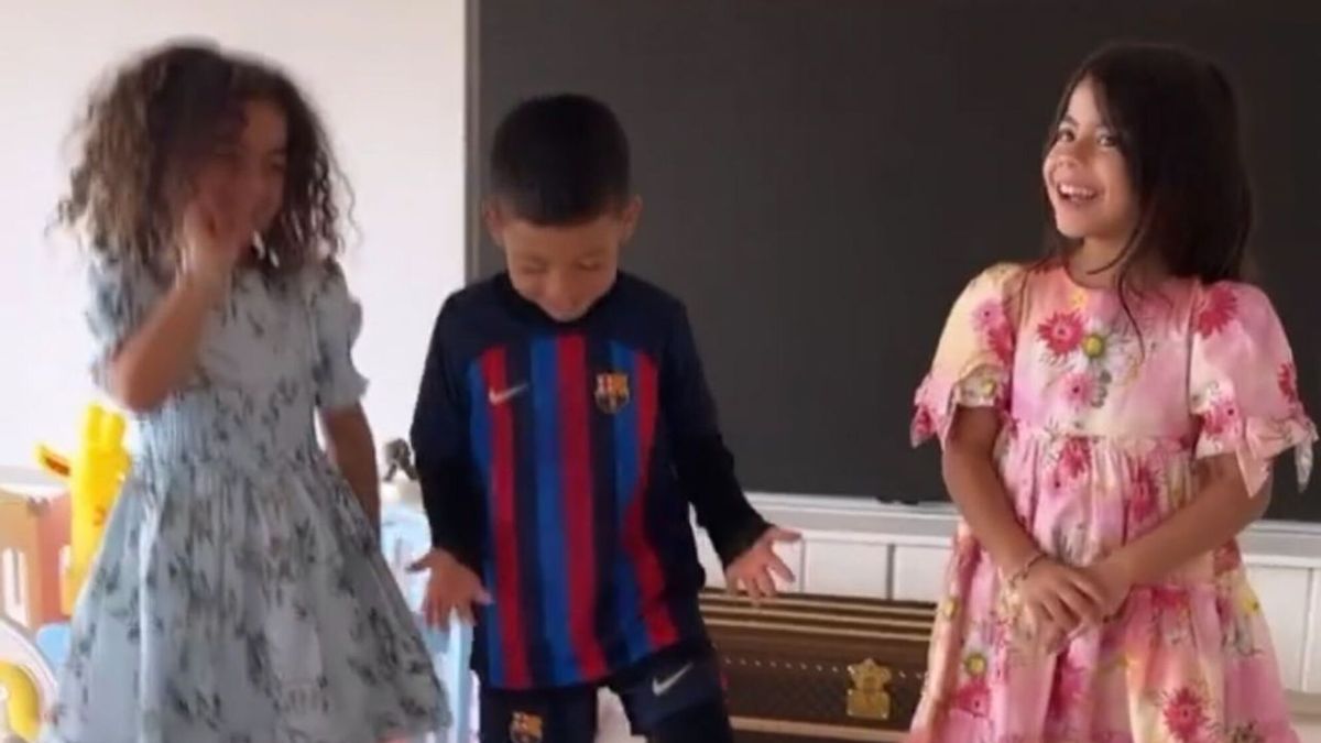 “Cristiano Ronaldo’s Youngest Son Goes Viral in Barcelona Shirt: Family Life Update”