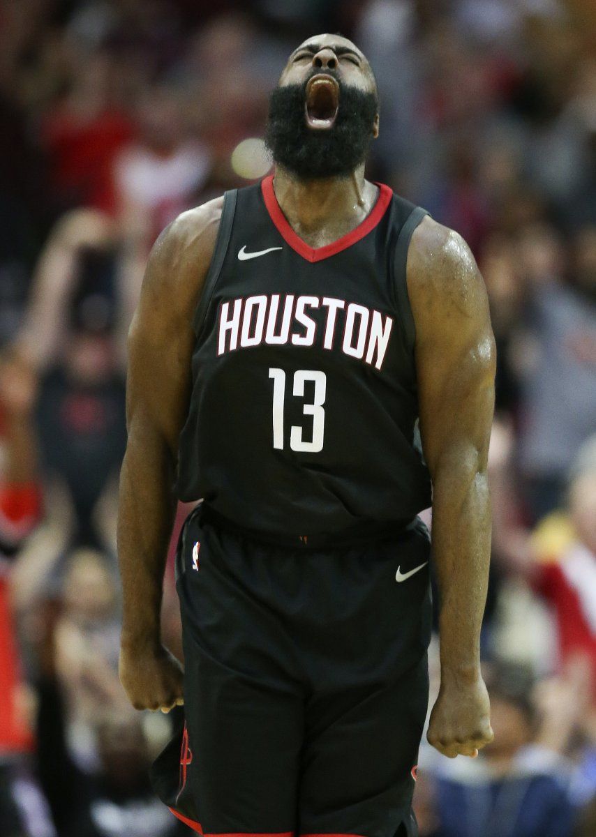 James Harden brilla en triunfo de Rockets