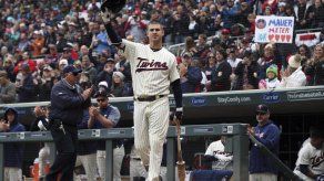 Mauer dice adiós y Mellizos ganan 5-4 a Medias Blancas