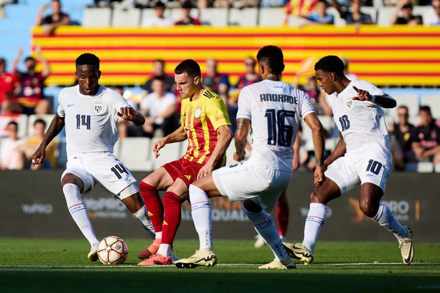 La Selección de Panamá sacó un empate en duelo ante Catalunya