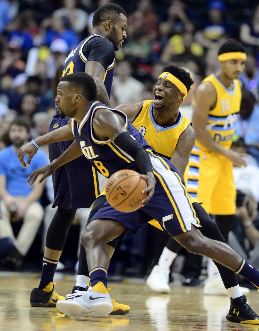 Jazz liquida a Nuggets en el 3er periodo