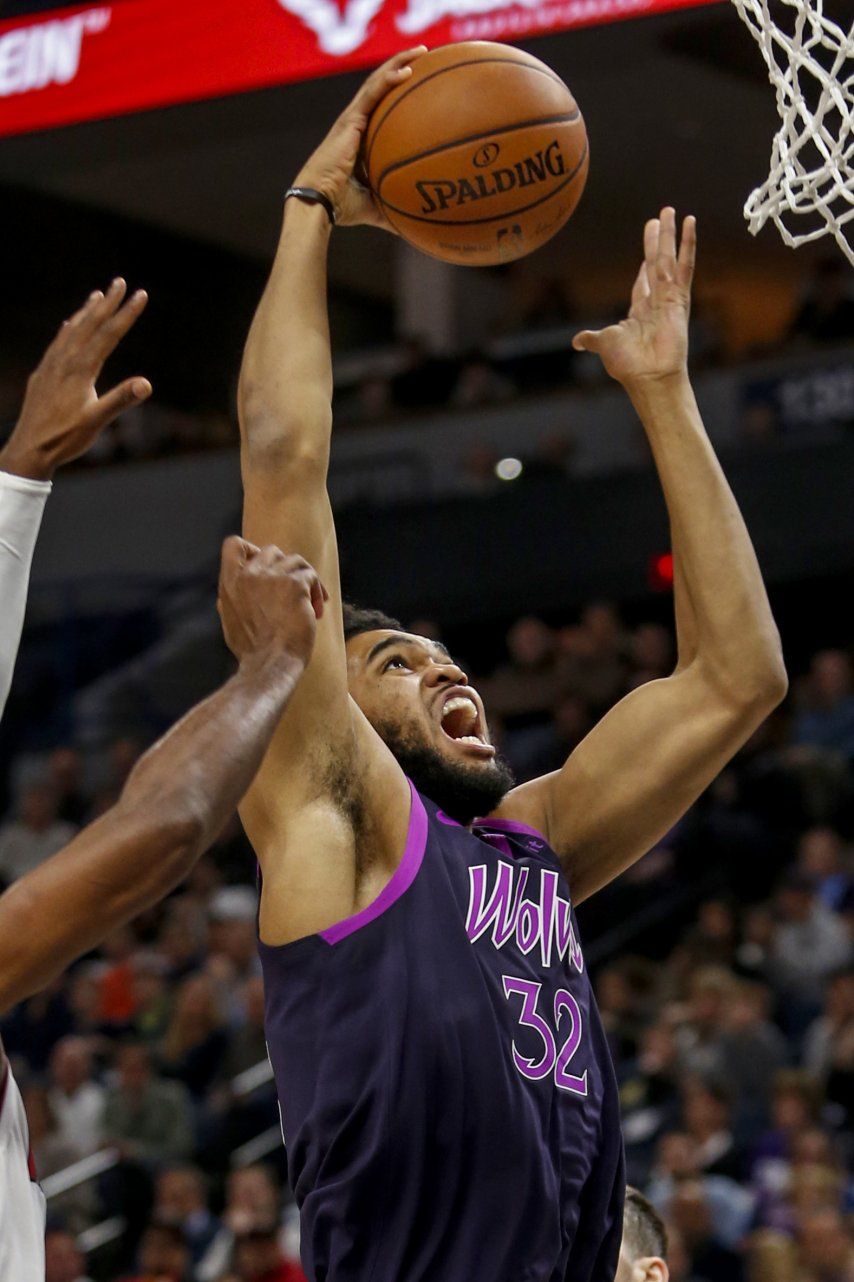 Timberwolves merman aspiraciones de playoffs del Heat