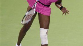 Serena le gana a Venus para cerrar la temporada de la WTA