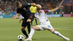 Croacia firma primera fase perfecta y despide a Islandia