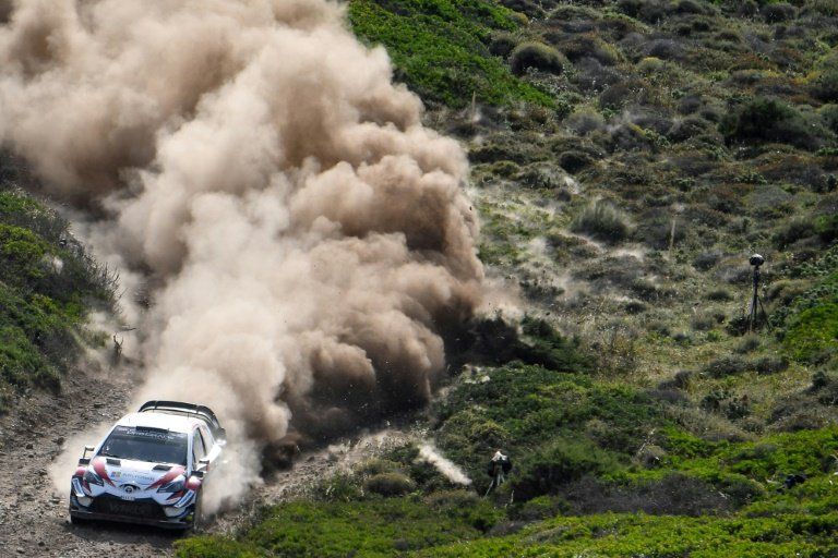 Tänak continúa líder en el Rally de Alemania, Ogier delante de Neuville