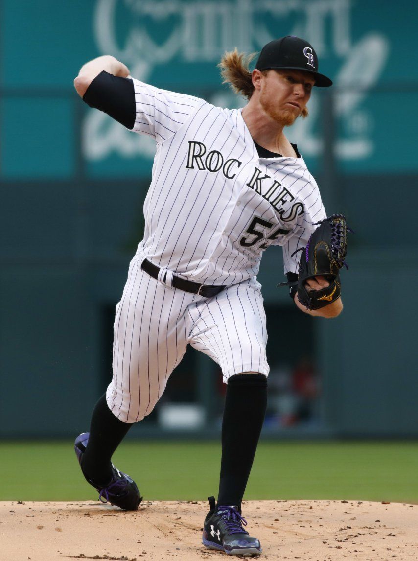 Rockies vence a Filis 8-5 de la mano de Gray