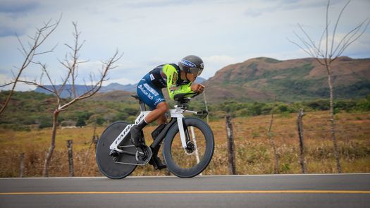  Carlos Samudio y Wendy Ducreux domina el reloj en los nacionales de ciclismo
