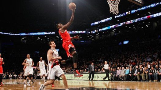 El sudanés Luol Deng: de refugiado a estrella de la NBA