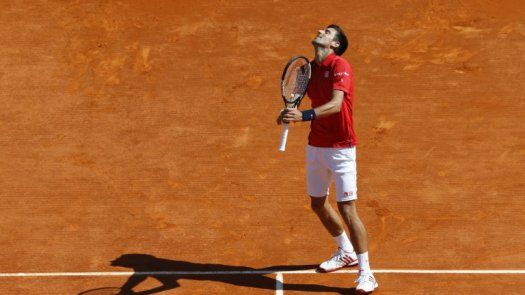 Djokovic sorprendido y es derrotado en su debut en Montecarlo